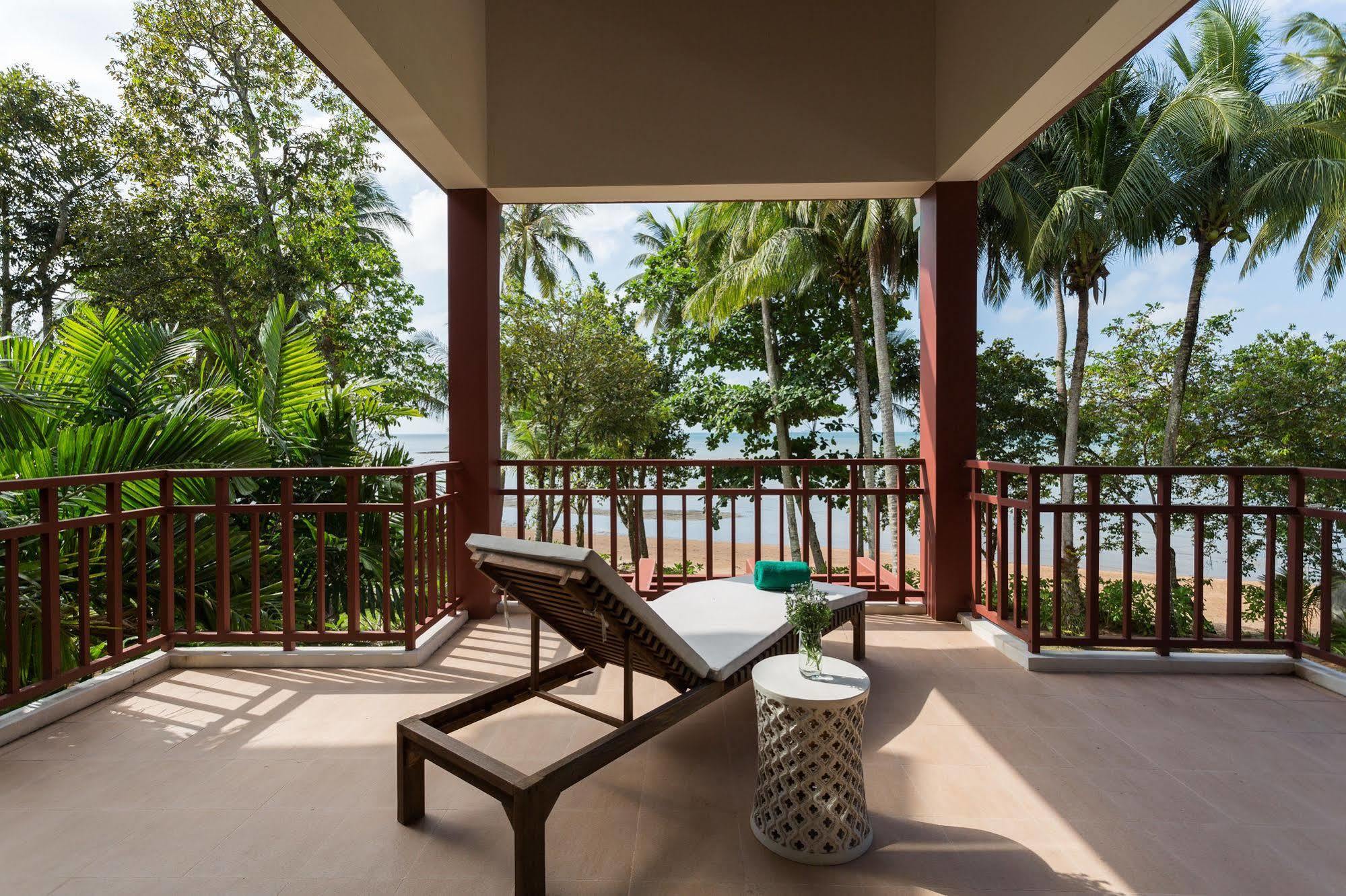 Amatapura Beachfront Villa 15, Sha Certified Ao Nam Mao Eksteriør billede